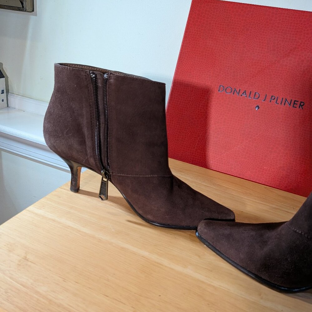 Donald Pliner booties - Picture 3 of 11